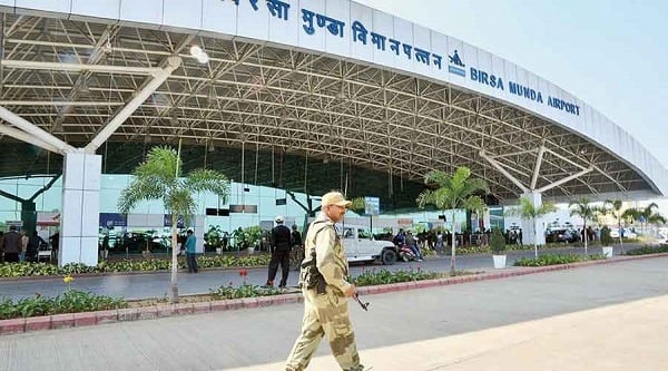 BIG BREAKING : चार बजे रायपुर से रांची आयेंगे सभी UPA विधायक, कल है झारखंड विधानसभा का विशेष सत्र