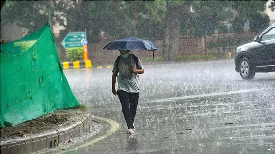 DHANBAD: केवल 44 मिलीमीटर बारिश में डूब गए शहर के कई इलाके,अस्पताल भी नहीं बचा