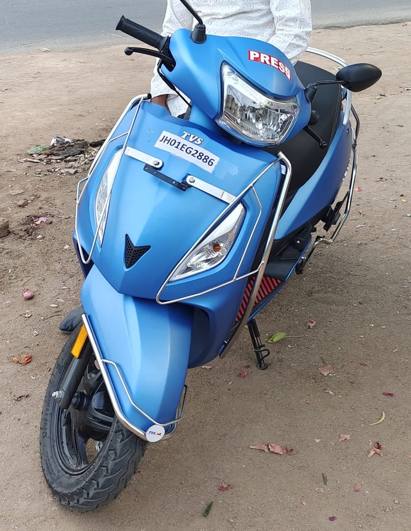 olx पर ग्राहक बनकर आया शातिर, टेस्ट ड्राइव के बहाने उड़ा ले गया गाड़ी