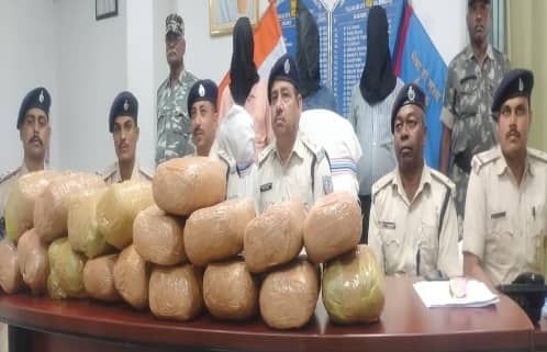 गांजा का थोक विक्रेता निकला चैनपुर प्रमुख का पति, जानिये पुलिस खुलासे में क्या-क्या खुला राज़