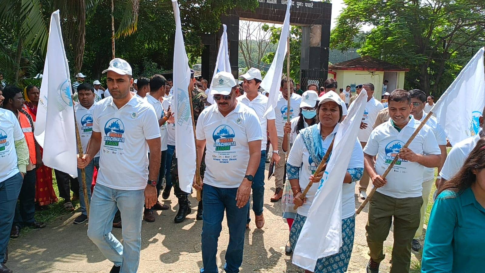धनबाद में कचरा के खिलाफ महाभियान हुआ शुरू, डीसी हैं ब्रांडअंबेसडर, जानिए इसका मकसद