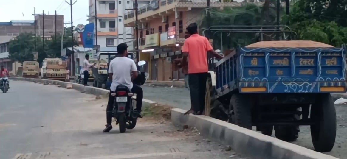 धनबाद के बालू कारोबारी अब माफियागिरी की राह पर, बेधड़क दे रहे चुनौती