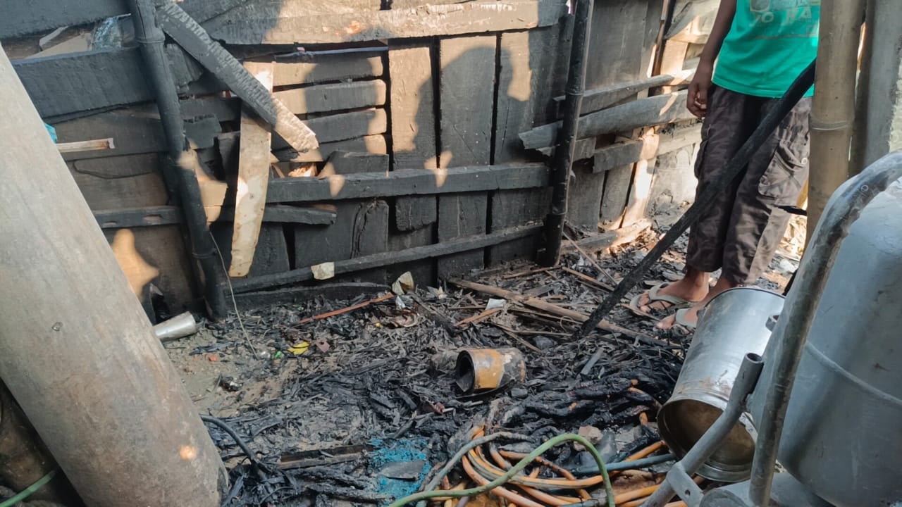 वेल्डिंग दुकान में आग, बड़ा हादसा टला