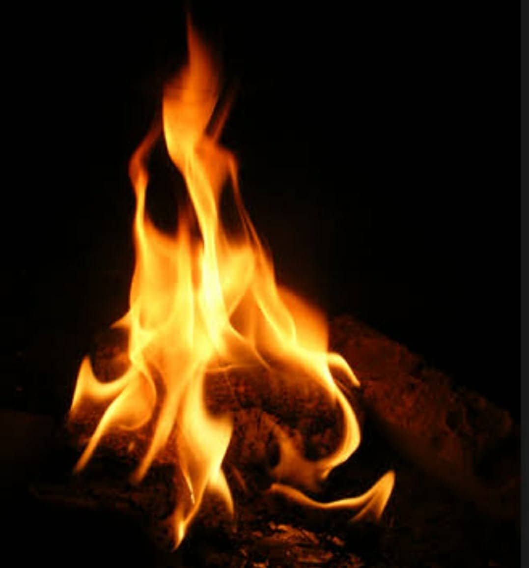 शहर की सड़कें चौड़ी होती तो और पहले बुझ गई होती आग,जानिए कैसे पहुंची दमकल गाड़ी