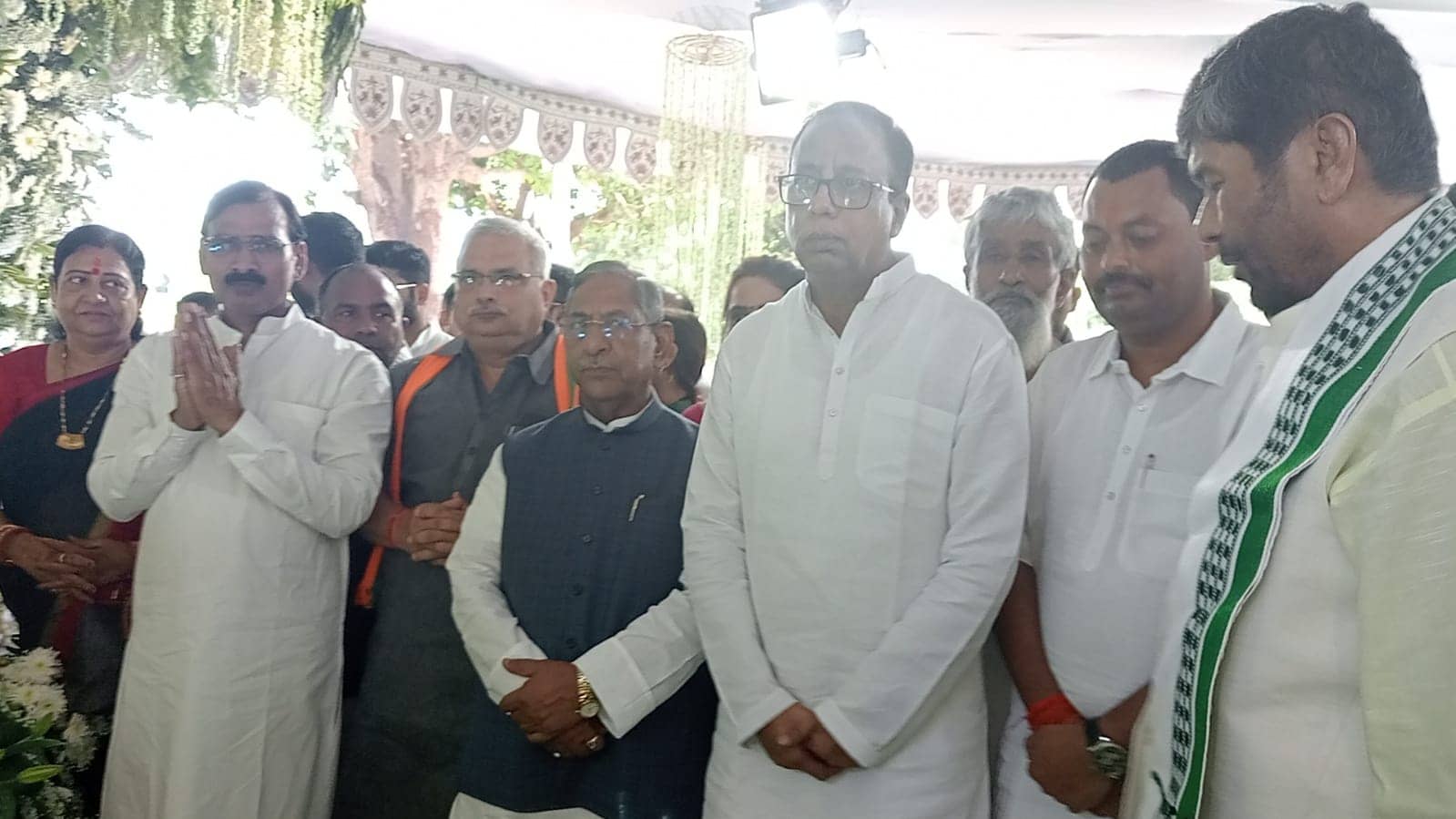 राम विलास पासवान की दूसरी पुण्यतिथि आज, पटना में पशुपति कुमार पारस ने किया पुष्पांजलि तो खगड़िया में चिराग पासवान ने प्रतिमा का किया अनावरण