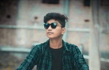 सेल्फी लेने के दौरान नदी में गिरा युवक, मौके पर मौत