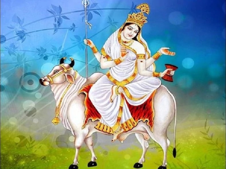 तपस्या के बाद मलिन हो गया था मां का रंग, भगवान शिव ने गंगा जी से धोया तो हुईं महागौरा