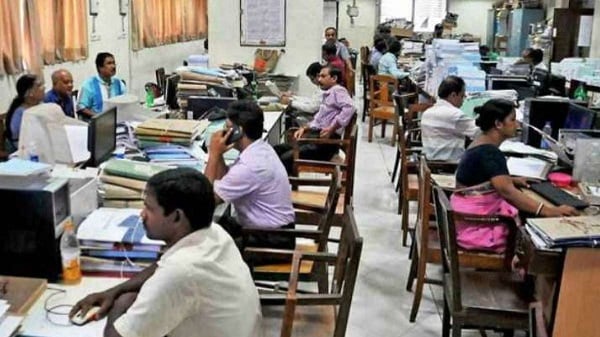 झारखंड में लंबे सियासी संकट के बीच कल से सरकारी दफ्तर होंगे गुलजार, कामों में आयेगी तेजी