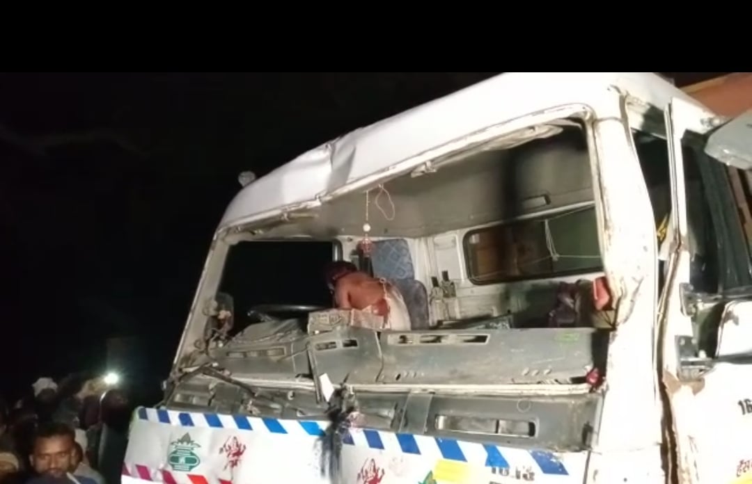 वैशाली में भीषण सड़क हादसा, अनियंत्रित ट्रक ने कई लोगों को रौंदा, 8 लोगों की दर्दनाक मौत