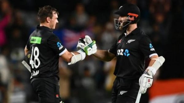 IND VS NZ : 306 जैसा स्कोर भी डिफेंड नहीं कर पाई टीम इंडिया, विलियमसन-लैथम ने चारों खाने किया चित