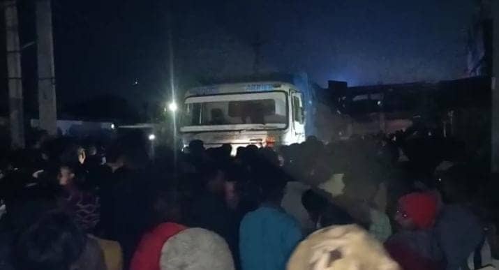 जमशेदपुर: हाईवा की चपेट में आने से युवती की मौत, लोगों में आक्रोश