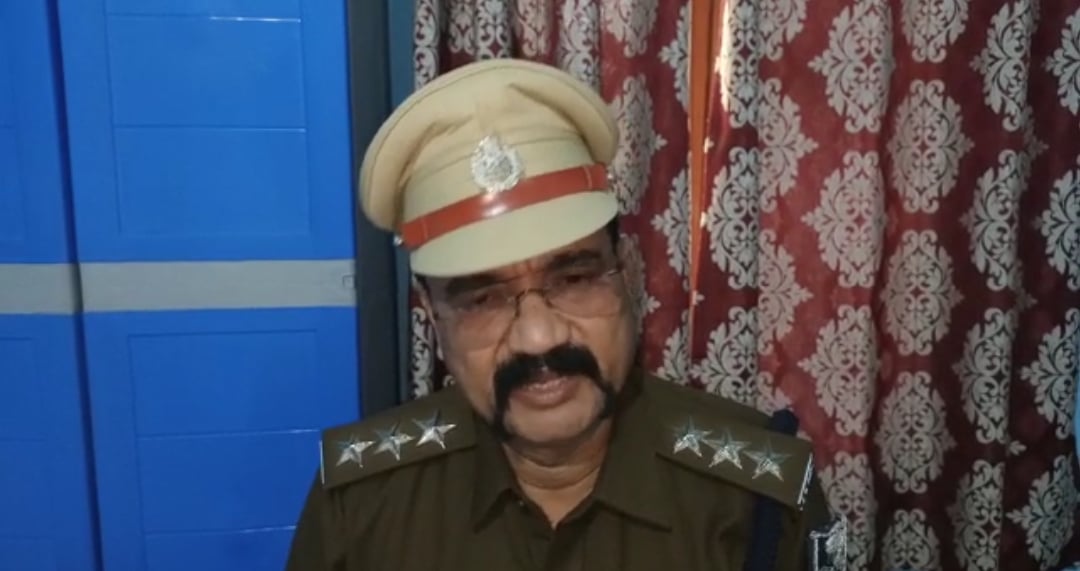 अररिया एएसआई का घूस लेते वीडियो वायरल,एसपी ने जांच कमिटी गठित कर किया निलंबित