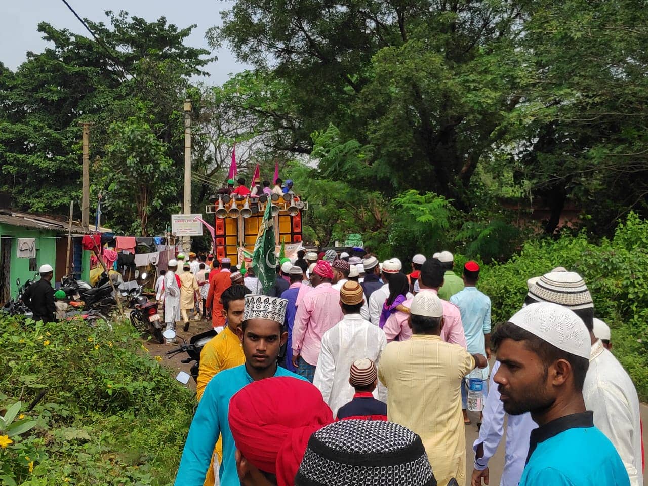 सादगी से मना मिलाद उन-नबी का त्योहार