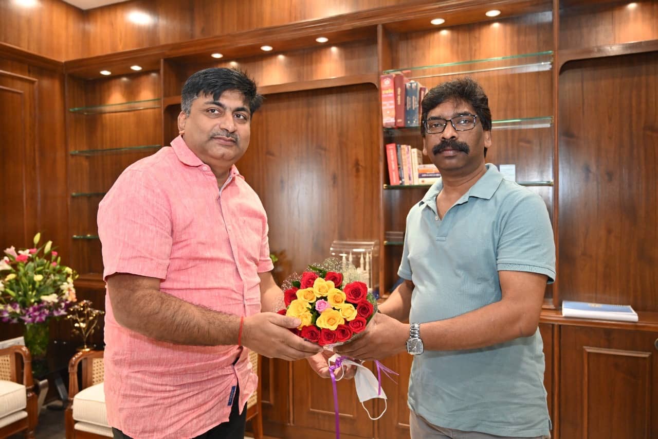 आईपीआरडी के नए डाइरेक्टर ने की सीएम से मुलाकात