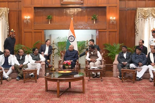 सर्वदलीय प्रतिनिधिमंडल को राज्यपाल रमेश बैस ने दिया आश्वासन, BJP ने बनाई दूरी