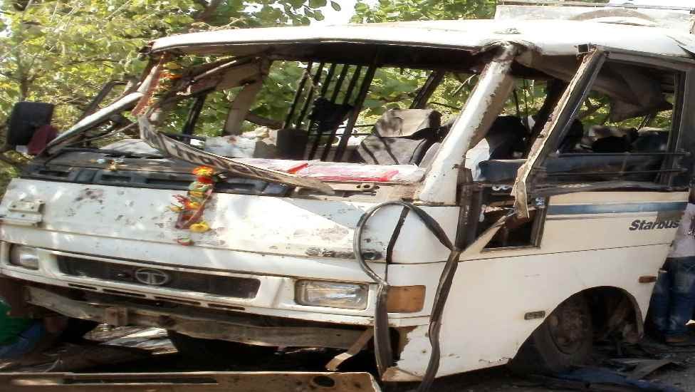 दुमका: मतदान कर्मियों के बस को उड़ाने में नक्सली कांड के पांच आरोपी साक्ष्य के अभाव में बरी