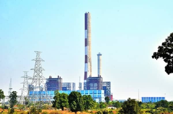 लातेहार : अभिजीत ग्रुप के पावर प्लांट परिसर में स्क्रैप की लूट, जांच दल के पहुंचते ही मचा हड़कंप