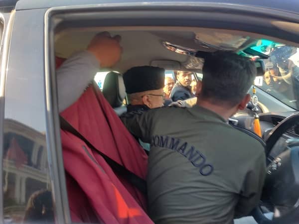 Breaking: विधानसभा परिसर में दो गाड़ियों में भिड़ंत, पूर्व सांसद फुरकान अंसारी गंभीर रूप से हुए घायल