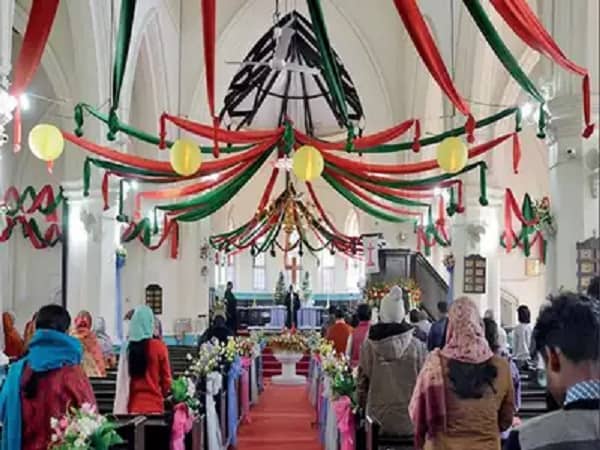 सादगी से मनाएं क्रिसमस, लोगों की करें मदद, जानिए क्रिसमस की पूर्व संध्या पर आर्चबिशप ने क्या संदेश दिया