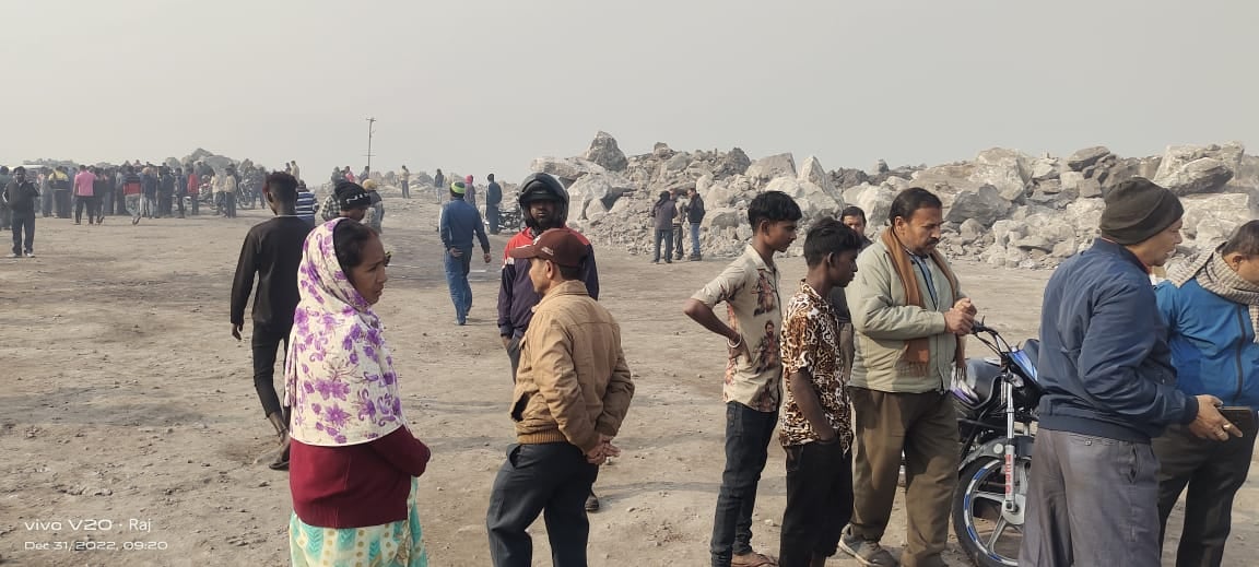 धनबाद: बीसीसीएल के होलपैक ऑपरेटर की संदेहास्पद मौत, शरीर का आधा हिस्सा बुरी तरह कुचला