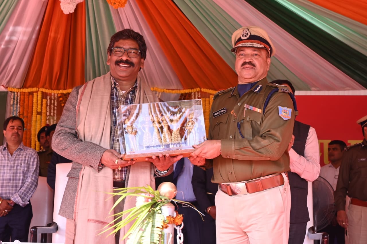 मुख्यमंत्री हेमंत सोरेन पहुंचे गोविंदपुर, कहा -बेहतर दिशा के लिए बेहतर व्यवस्था खड़ी करनी होगी,जानिए और क्या कहा