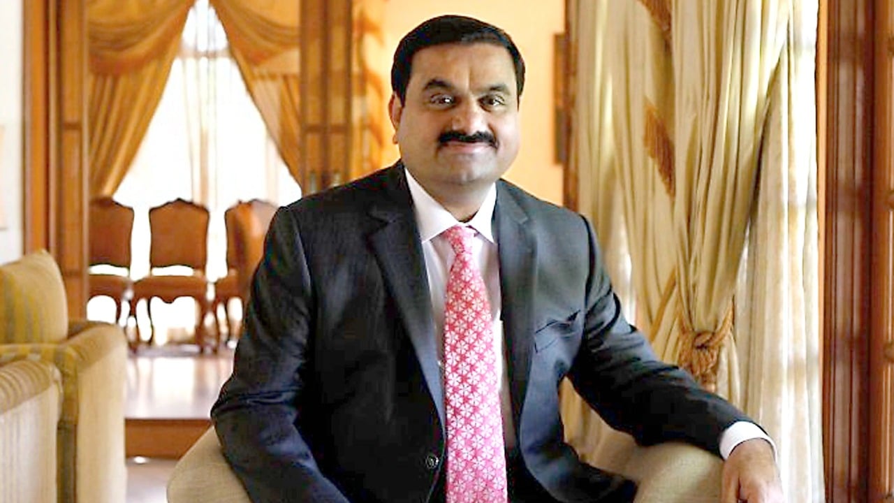 सिर्फ एक अरबपति गौतम अडाणी पर एकमुश्त कर लगा कर 50 लाख शिक्षकों को दी जा सकती है सैलरी, दूर किया जा सकता है युवाओं की बेरोजगारी
