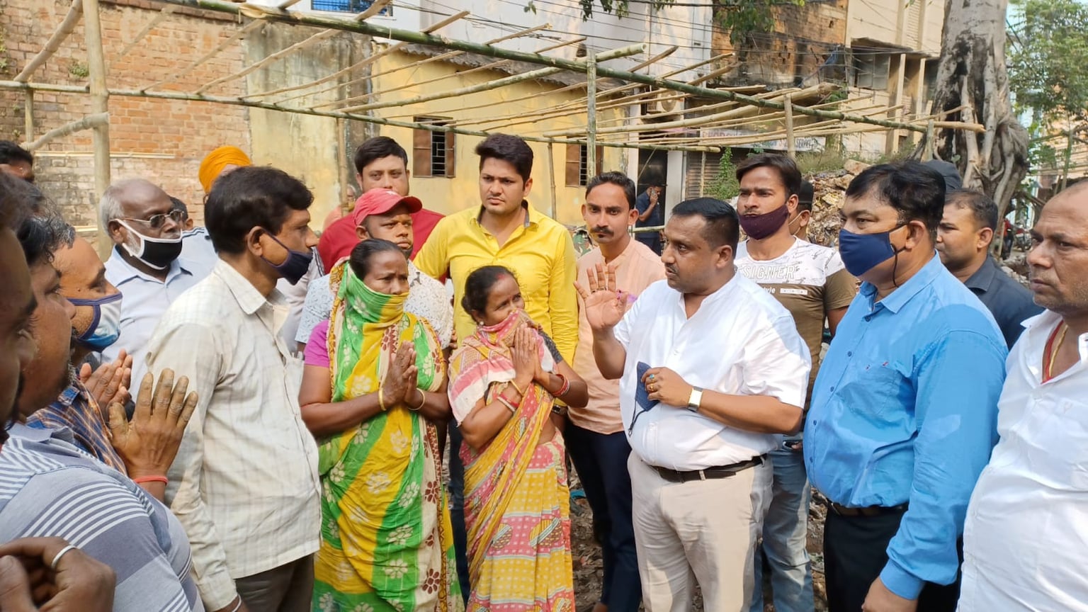 गरीब दुकानदारों को जल्द मिलेगा मुफ्त पक्का दुकान, पार्किंग की भी होगी व्यवस्था, मंत्री ने दिया भरोसा