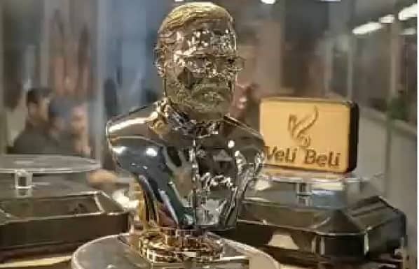 PM Modi Statue : PM मोदी की सोने की बनी मूर्ति का राज जानिए, क्या है मामला