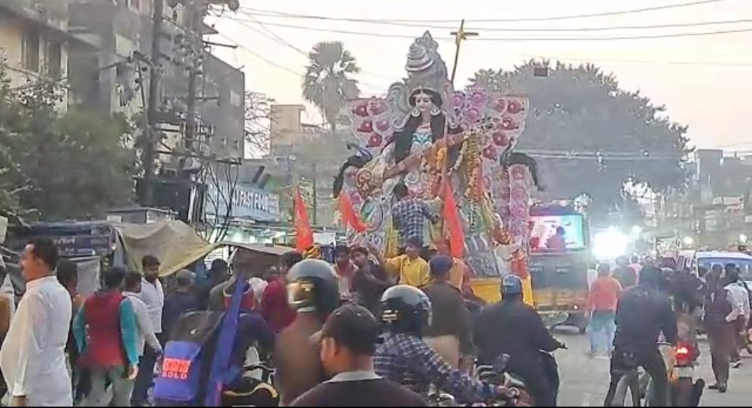 पटना में सरस्वती पूजा विसर्जन जुलूस के दौरान फायरिंग, गोली लगने से छात्र की मौत