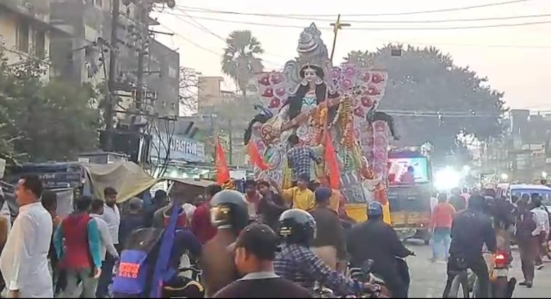 पटना में सरस्वती पूजा विसर्जन जुलूस के दौरान फायरिंग, गोली लगने से छात्र की मौत