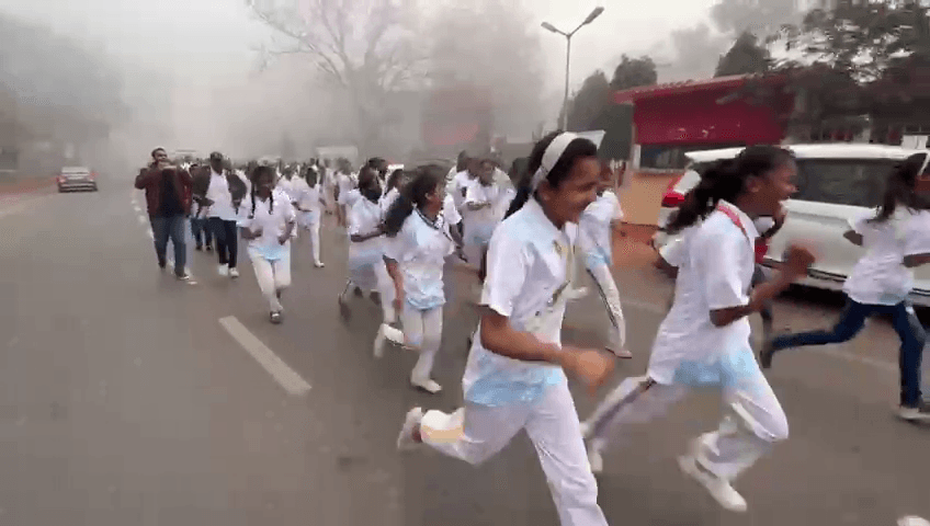 पटना में मिनी मैराथन, एजुकेशन फ़ॉर ऑल के लिए 2 किलोमिटर तक दौड़े बच्चे, दिखा उत्साह