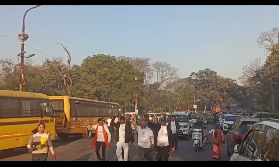 धनबाद के एकल दौड़ में 400 बच्चो ने लिया हिस्सा, जानिए किन उदेश्यों को लेकर दौड़े बच्चे