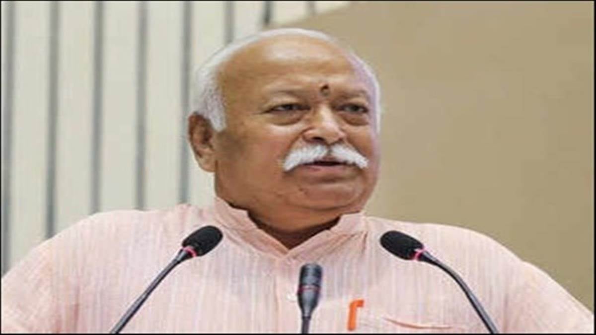 शूद्र पर घमासान के बाद अब “भागवत बूटी” पर संग्राम, पंडितों की दो टूक सीमा लांघ रहे हैं संघ प्रमुख