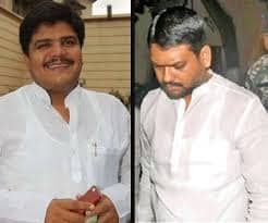 चचेरे भाई नीरज सिंह हत्याकांड में जेल में बंद पूर्व विधायक ने उठाया सवाल, कहा घटना के दिन स्थल पर तैनात ट्रैफिक जवानों को अभियोजन ने क्यों नहीं बनाया गवाह