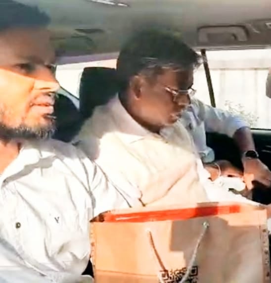 TNP EXPLAINER : आखिर फंस ही गया चीफ इंजीनियर वीरेंद्र राम , कौन है ये शख्स जिसका सूबे की सरकार में हर कोई था मुरीद