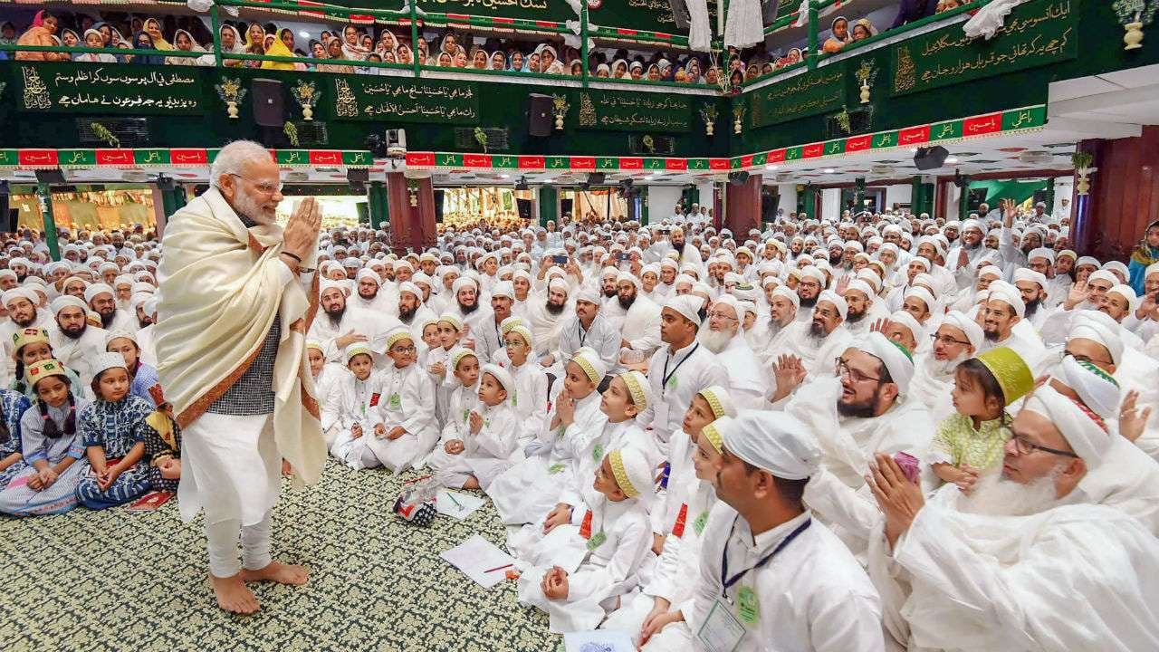 पीएम मोदी के निशाने पर पसमांदा समाज, क्या बिहार-झारखंड में हेमंत-तेजस्वी का साथ छोड़ कमल खिलायेगा पसमांदा समाज?