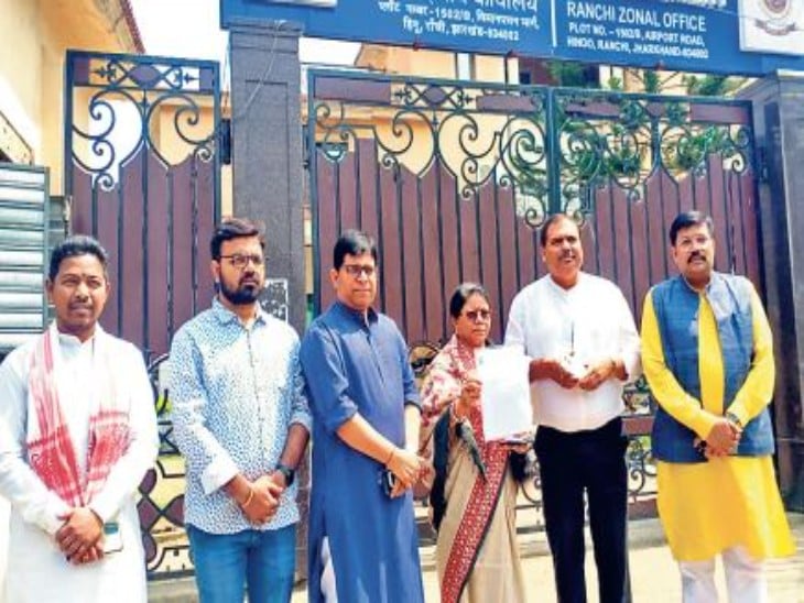 विशाल चौधऱी और सीएम हेमंत की बीच की कड़ी थें राजीव अरुण एक्का! जानिए एक्का के बहाने कैसे सीएम हेमंत को घेरने में जुटी है भाजपा