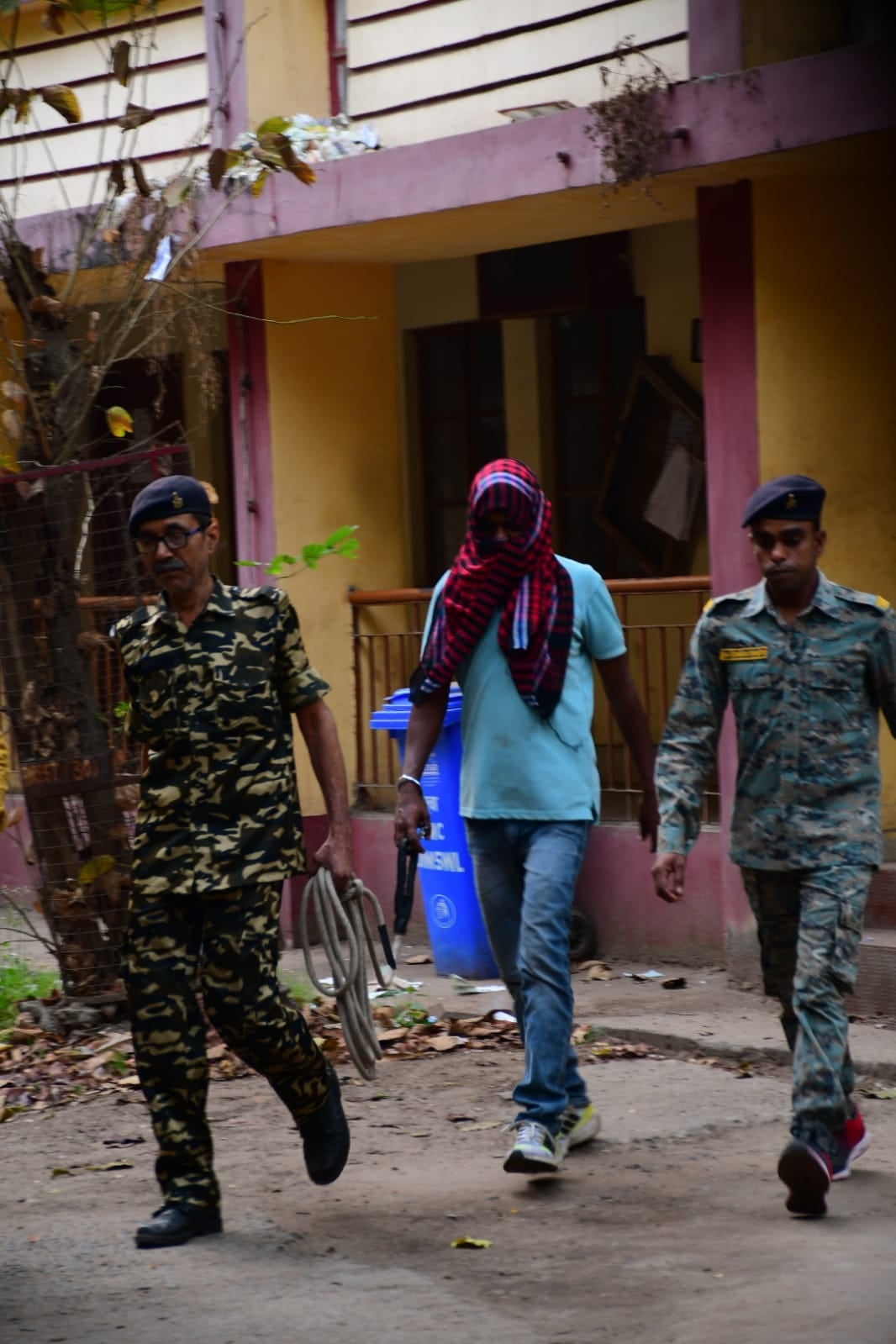 लंबी पूछताछ के बाद अजय रवानी गया जेल, पुलिस कुछ भी बताने से कर रही इनकार, जानिए कौन है अजय रवानी