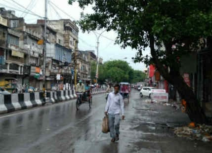 मौसम ने अब बढ़ाई किसानों की चिंता, दो दिन के ठहराव के बाद अब फिर झमाझम बारिश