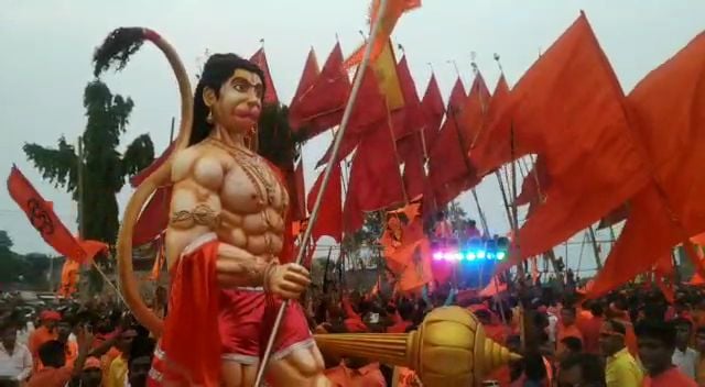 साड़म में 62 अखाड़ो का हुआ मिलन,जय श्री राम के नारें से गूंज उठा क्षेत्र