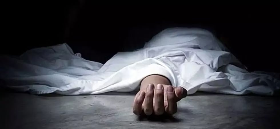 DHANBAD-आनंद वर्मा की सड़ी-गली लाश मिली, दूसरे साथी का शव पेड़ से लटकता मिला, तीसरा लापता, घूम रही है किसी बड़े गैंग पर संदेह की सुई , देखिये यह रिपोर्ट