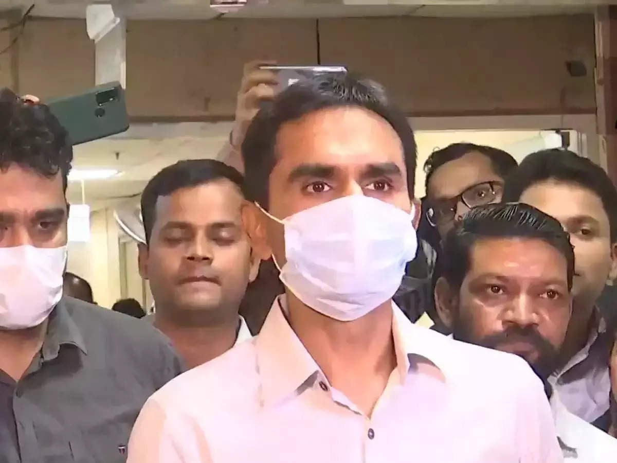 आर्यन केस की जांच करेगी एनसीबी की विशेष जांच टीम, समीर वानखेडे जांच से हटाए गए