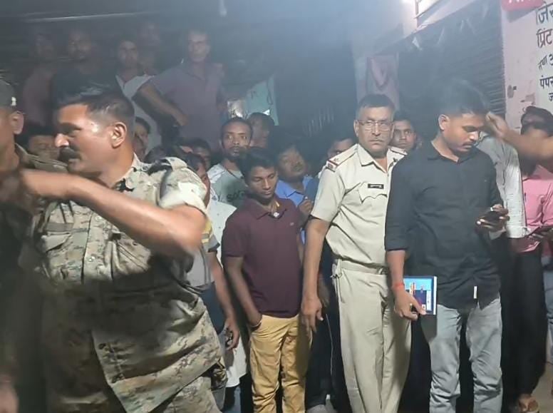 धनबाद में नून महंगा और खून सस्ता, एक ही थाना क्षेत्र में चौबीस घंटे में फायरिंग की दो घटनाएं, पुलिस पर क्यों उठ रहे सवाल