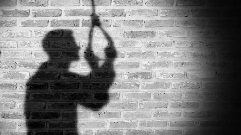 गिरिडीह : प्रेम प्रसंग में युवक ने फांसी लगाकर की आत्महत्या, दो महीने बाद होनी थी शादी