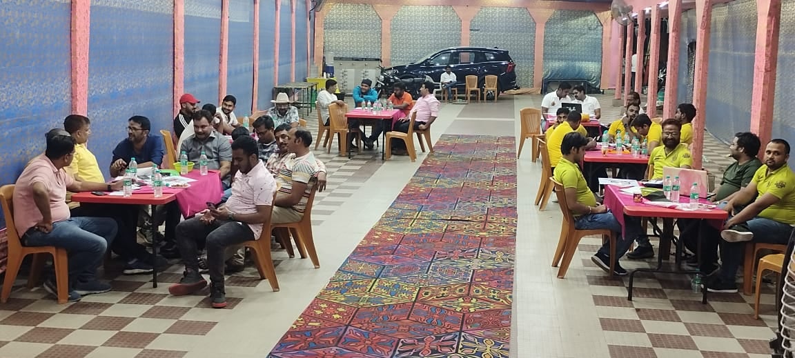 देवघर में कबड्डी लीग के लिए टीमों का हुआ चयन, स्थानीय से लेकर कई राज्यों के खिलाड़ियों की हुई नीलामी