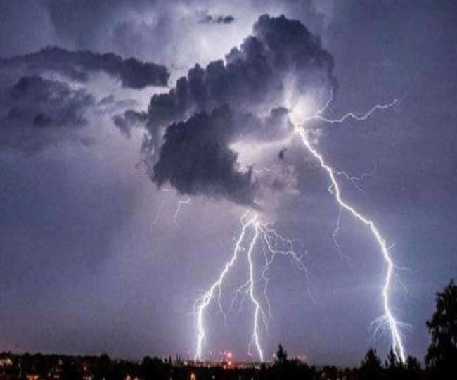 रांची: वज्रपात की चपेट में तीन युवकों की मौत, 6 घायल, घायलों का अस्पताल में चल रहा इलाज
