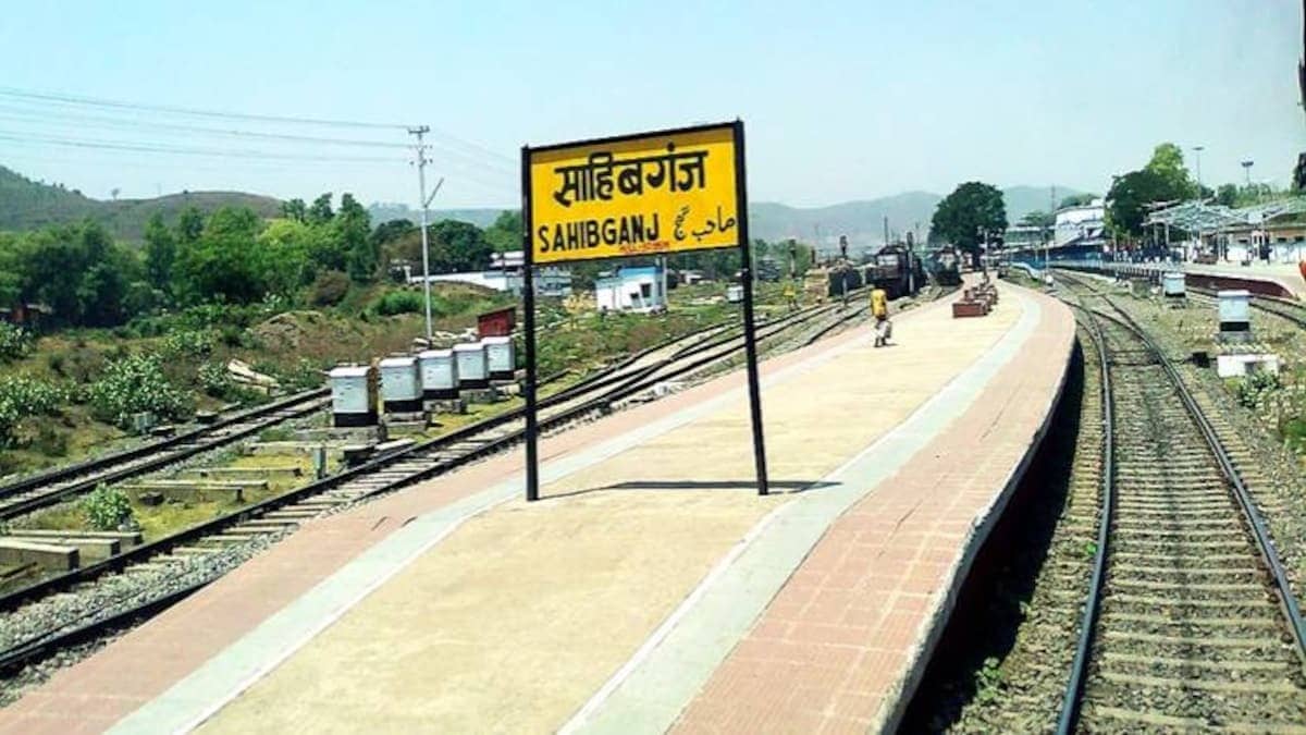 झारखंड के साहिबगंज में सिटिज़न सड़क पर, पढ़िए कैसे जीवन बचाने का कर रहे जद्दोजहद