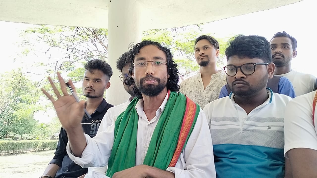 फिर से भड़केगी नियोजन नीति की आग! छात्रों के निशाने पर अब विधायक और सांसद
