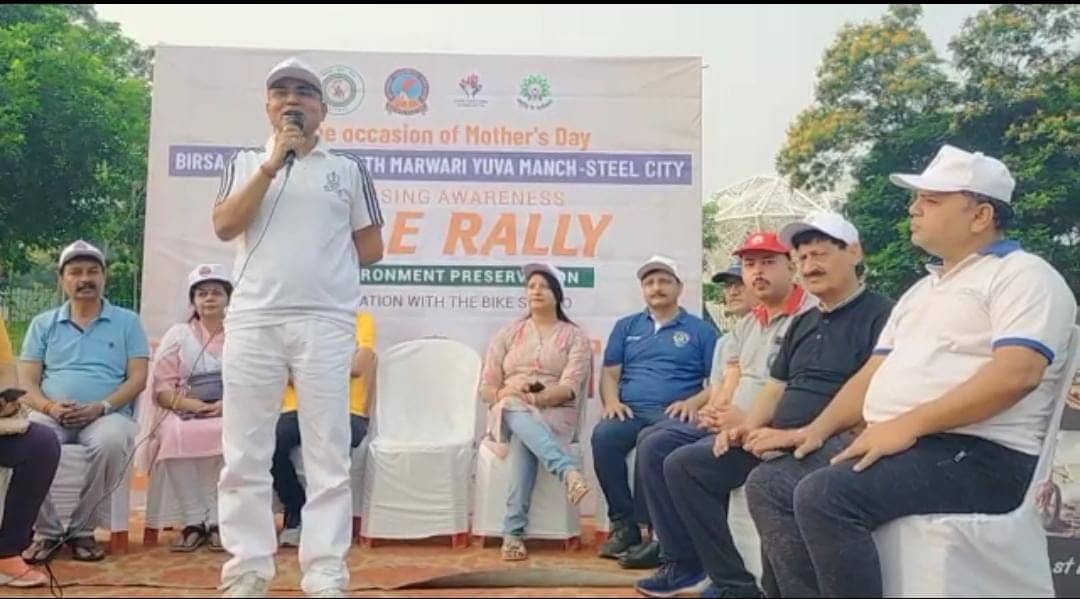 क्या आपने कभी मदर्स डे ऐसे मनाया है, जानें लौहनगरी में कैसे अनोखे अंदाज में मनाया गया मदर्स डे