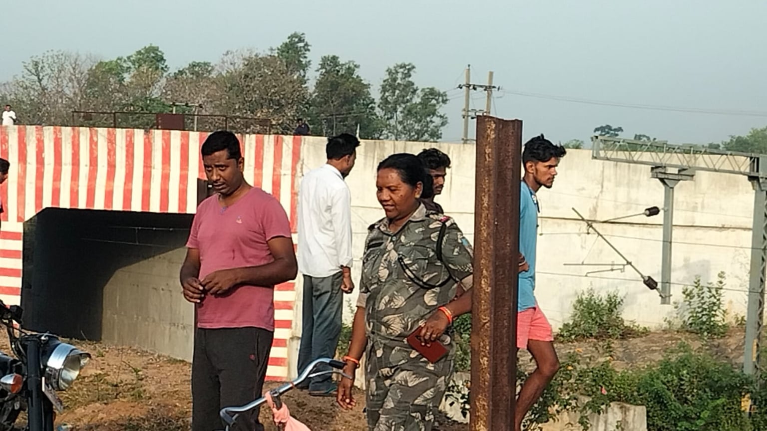 गिरिडीह कोडरमा रेलखंड पर ट्रेन के चपेट में आने से एक व्यक्ति की मौत